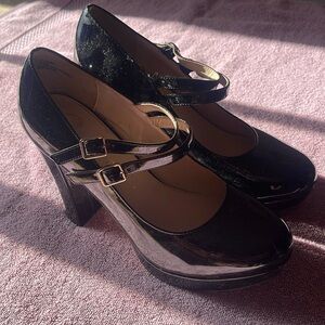 Jessica Simpson black Mary Jane’s